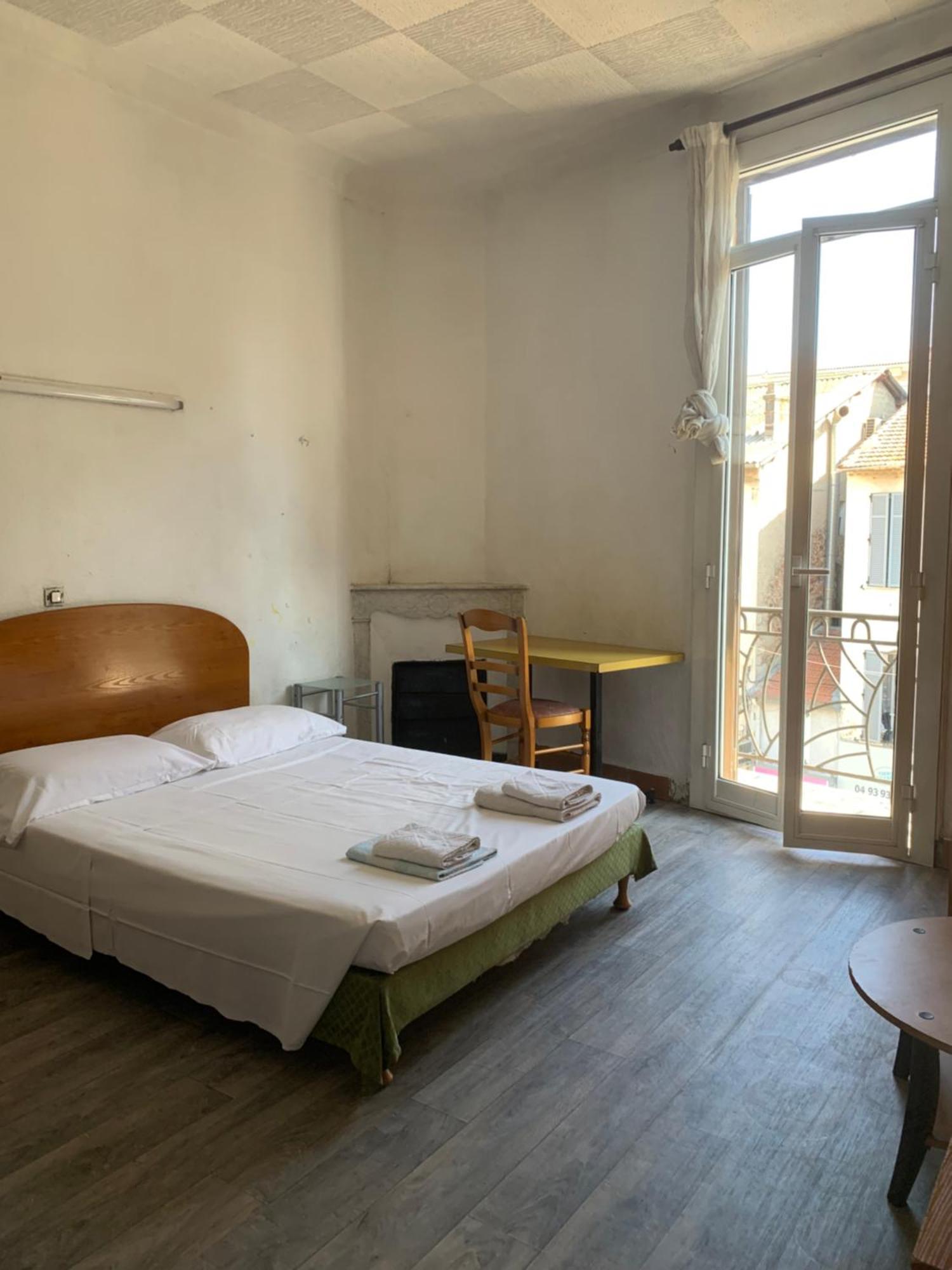 Hotel Neptune Кан Екстериор снимка